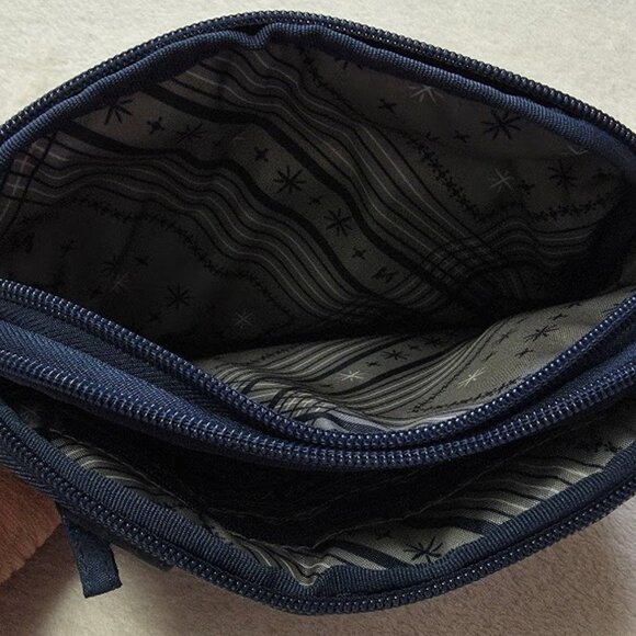 Lug SNOWFLAKE NAVY Super Coupe EUC - Picture 8 of 9